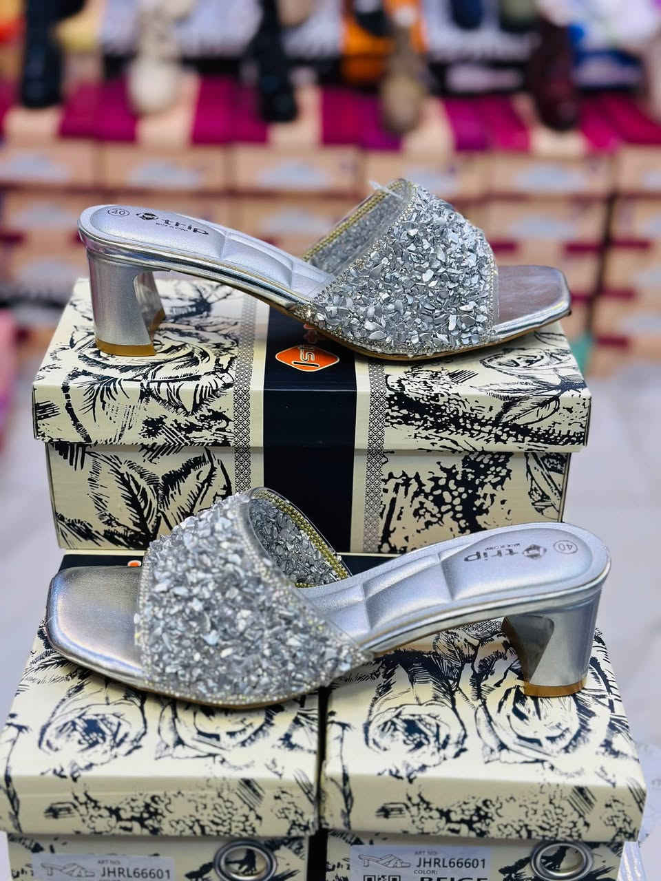 وصلتنا $   ، موديلات جديدة مختلفة 😍
أحدث الموديلات لـ 2026 
 
✅ تميزي بإطلالة جميلة وساحرة مع (#محلات_فاروق_عمر )

#تخفيضات 
يتوفر شحاطه نسائي  طبي 
القياسات كامله من ٣٧_٤١
سعر القطعه ١٠ آلاف 

🌺 تواصلي عبر الخاص واطلبيه الآن قبل نفاذ الكمية او واتس ***********

العنوان/ الفلوجة  شارع كراج الفورتات خلف الحديقه العامه قرب___ مول الوليد___
تتوفر خدمة التوصيل لكل العراق ب🚕
إلى بغداد خلال 24 ساعة - وإلى المحافظات خلال 48 ساعة
