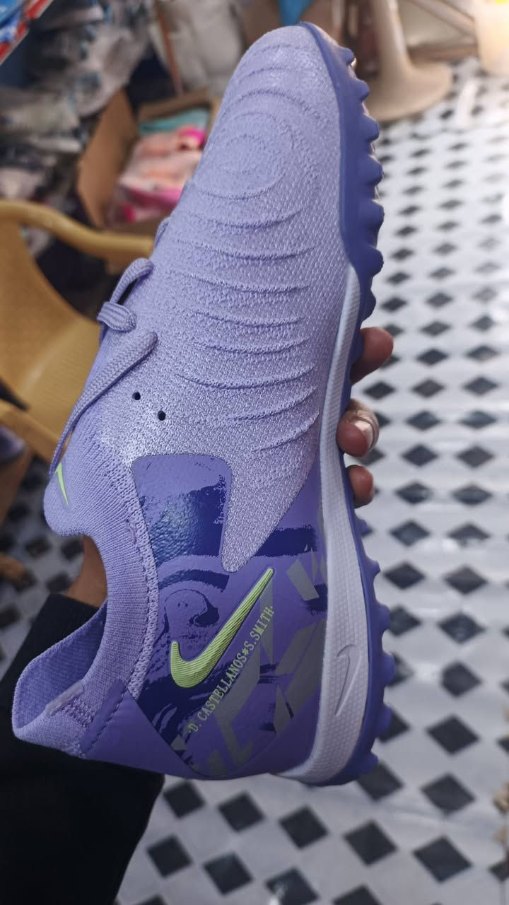 ماحد يبيعلك حذاء اصلي مثلنه متوفر نايك فانتوم ابرو اصلي بشرط تفحص كدام مندوب بس 35توصيل مجاني


**إذا كنت صاحب هذا الإعلان وتريد حذفه لأي سبب، رجاءا أرسل رسالة إلى الدعم الفني**