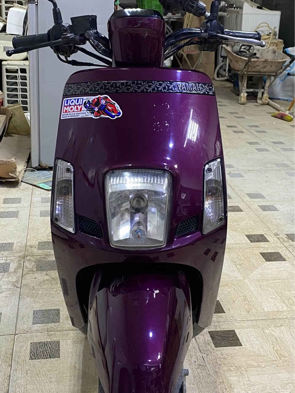 السلام عليكم  للبيع ماكس بوليسي مسطرة نوزل موديل 2013 دراجه نضيفة ماشية 28 الف كيلو كلشي شغال بيها لايت شغال بك لايت شغال اشاير شغالة عداد شغال دراجه مابيها اي نقص السعر 1400 قفل للأستفسار *********** البصرة, العراق
