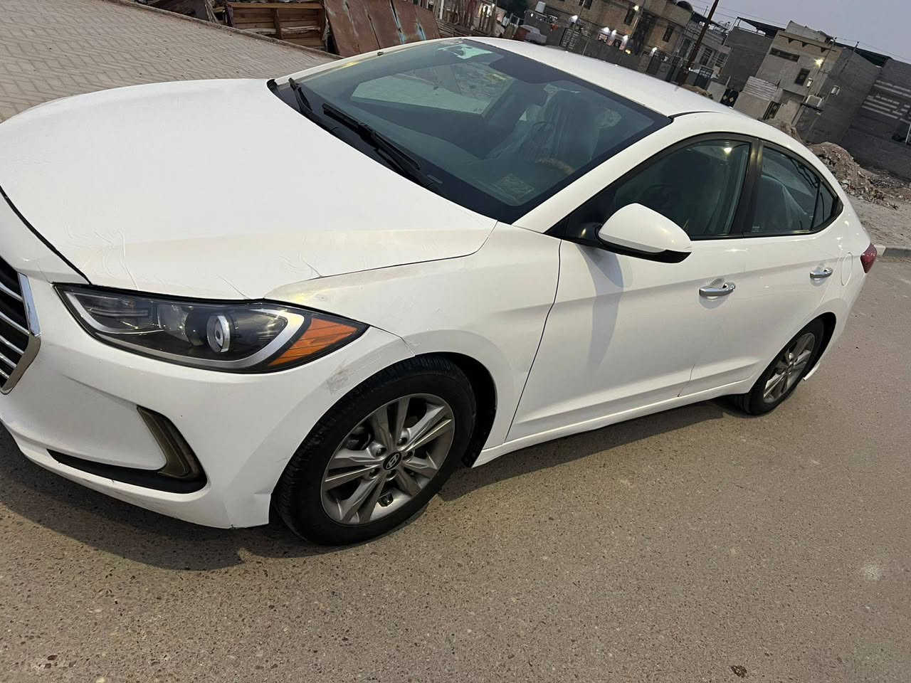 النتره 2018  معوقين خلصت وصارت حره وراعيه يريد تحويل السياره بيه بنيد مبدل وبيه رشات صبق بدون ضربه مكان السياره بصره السياره جاهزه من كلشي السعر 108 ***********
