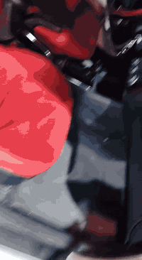 السلام عليكم
فورتي 17 امريكي ضربه بنيد وجاملغ الايمن بدون دواخل فول نضافه مكينه وكير خير من الله صدر امام وخلفي كله جديد سياره كاعده مابيها كل نقص مكاني سده الهنديه الشراي يتصل ع الرقم  *********** بي واتساب
