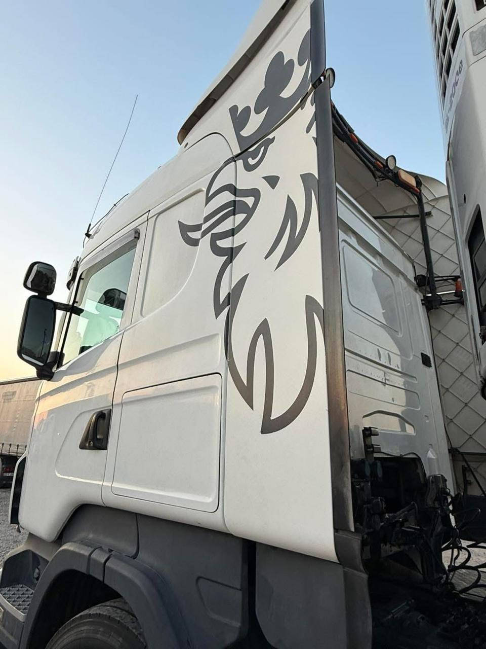 موديل 2011
حجم 420 R
مواصفات تبريد رتايدر ثلاجه فصل ربط اربيل 
سعر 240 $ بيه مجال 
معرض حجي رمضان اربيل كلك 
***********
***********
