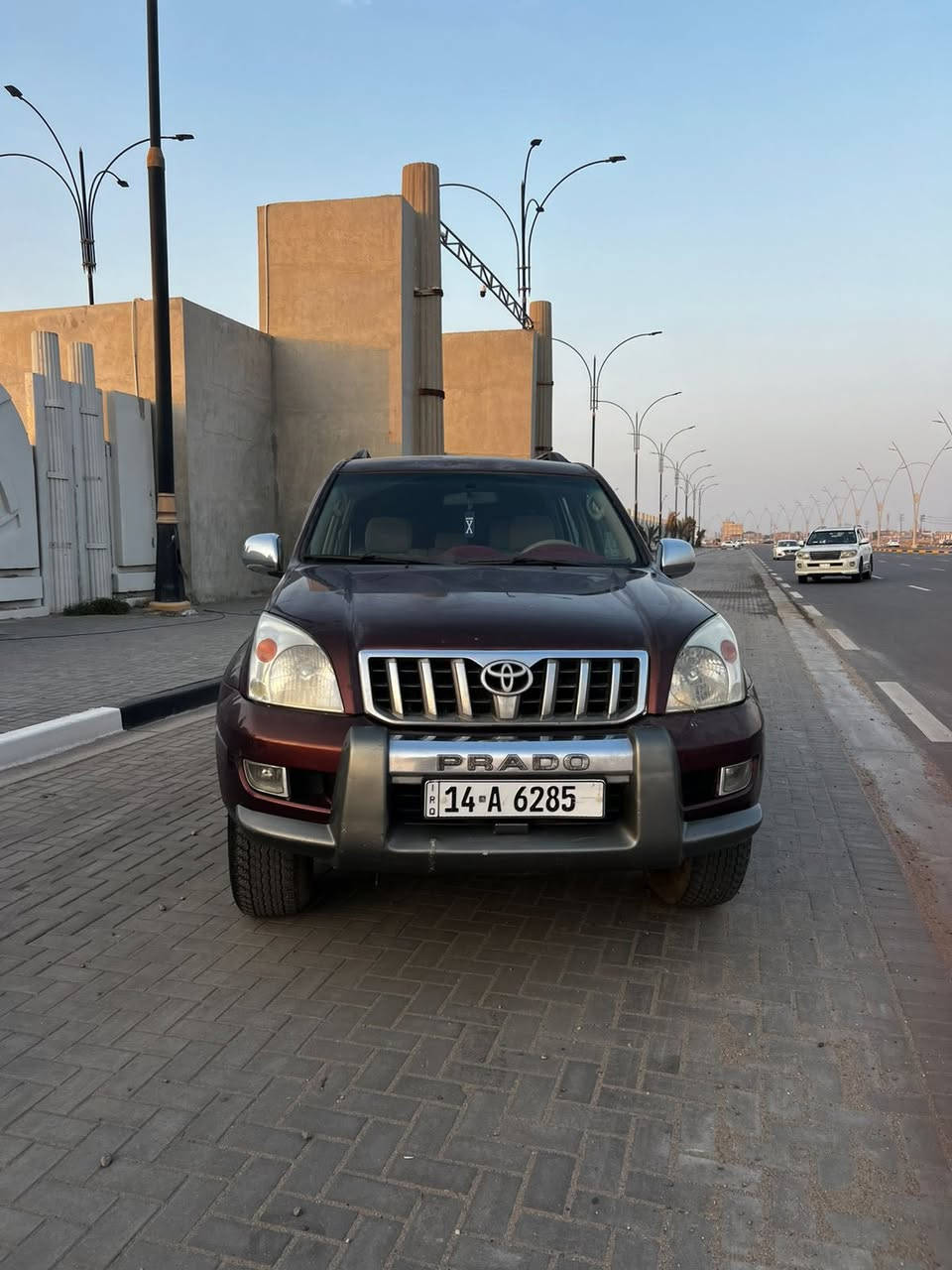 سلام عليكم برادو2007خليجي بيها ملاحضلات قليله كير محرك مكفول تبريد خير من الله جاهزه تخم تاير جديد مكان بصره ابو الخصيب سعر155مجاله قليل ***********
