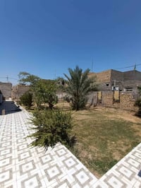 طريق السنيه • ٧٠٠م • يبعد ٣٠٠م