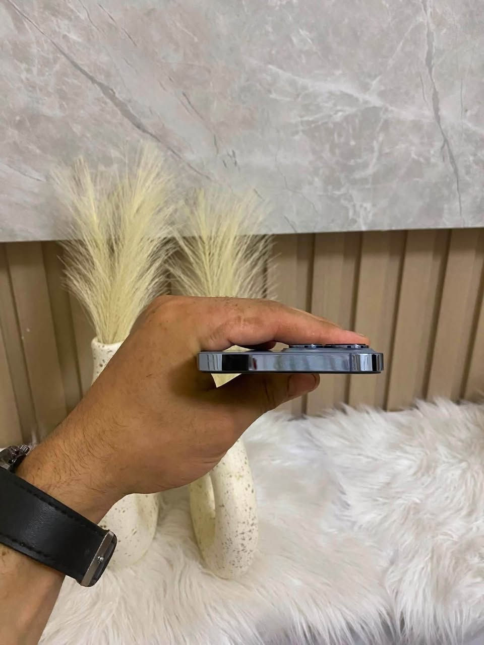 يالله السلام عليكم حبايبي 13 PRO MAX
وتر بروڤ مكفول عااااام فقط ضهر مستبدل بالليزر جهاز جديد إلى ابعد الحدود شخط مابي 256 بطارية ٨٣ نزلت بالتحديث ٧٨ مكاني بغداد الامين الثانية 
فقط واتساب متواجد ‭***********‬ السعر 625 قفل بدون عملة نهائياً مكاني بغداد
