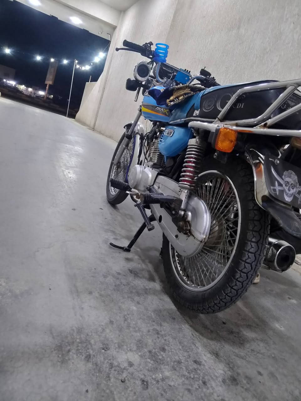 سلام عليكم  تايكر للبيع موديل 23اوراق اصولي مكينته ما مفتوحه كفاله عامه  مكاني محاويل السعر 500 رقمي ***********بي واتساب
