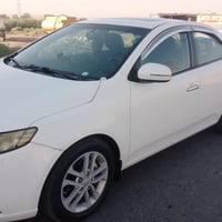 سيراتو ٢٠١١ • قير ستة • فتحة سقف