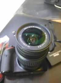 نيكون D3200 • عدسة 18-55 • ملحقات أصلية