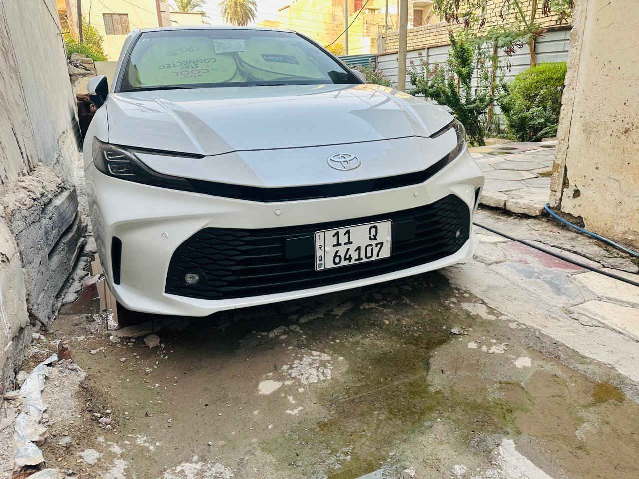 السلام عليكم توجد كامري 2025 عبد اللطيف جميل مواصفات le بانوراما ويل 18 سبورت هايبرد وبانزين ماشية 24 الف كيلو رقم بغداد بأسمي مكان السيارة حي الخضراء سعرها 277 ورقة وبيها مجال 
للاستفسار الاتصال على الرقم 
***********
