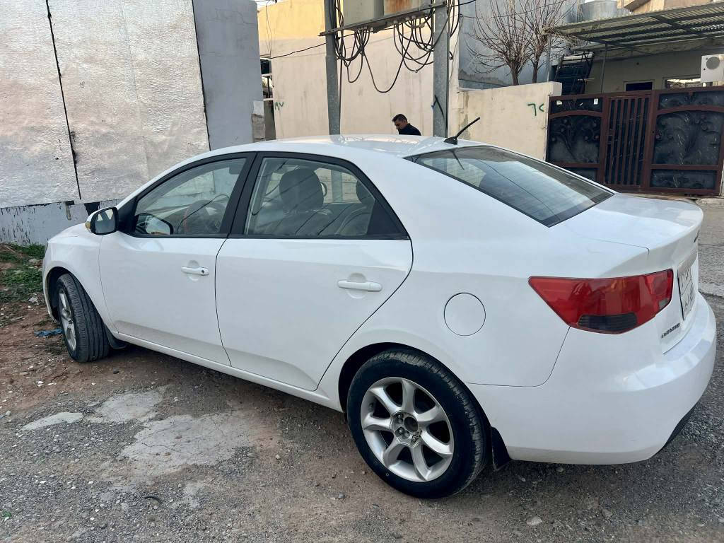 گیا سیراتۆ٢٠١٠سبوغ کام تیزاب بیشوو دوای چەکوشی بیوە نیە ***********

***********  بە شەرتی ێە وەلیات كويسينجاك, أربيل
