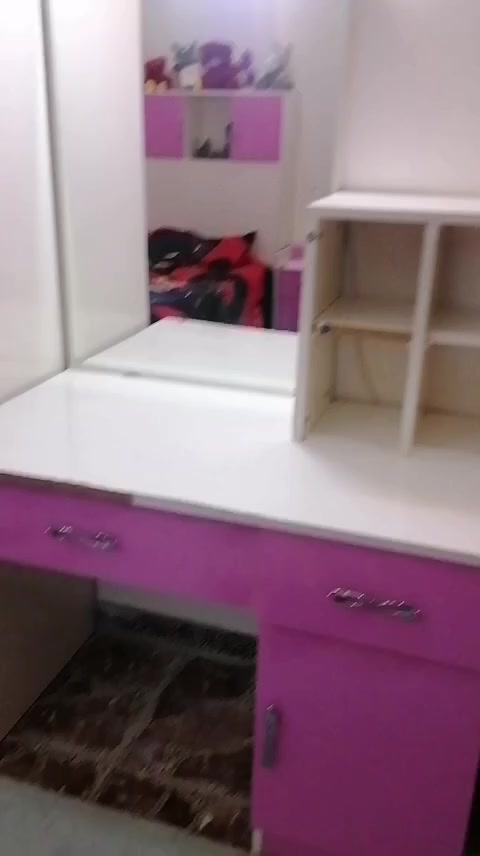 غرفه أطفال للبيع السعر ٢٥٠ الف للاستفسار الاتصال على الرقم ***********
