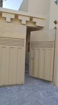 الجمهوريه قرب المحكمة • ١٥٠م • ٣ غرف