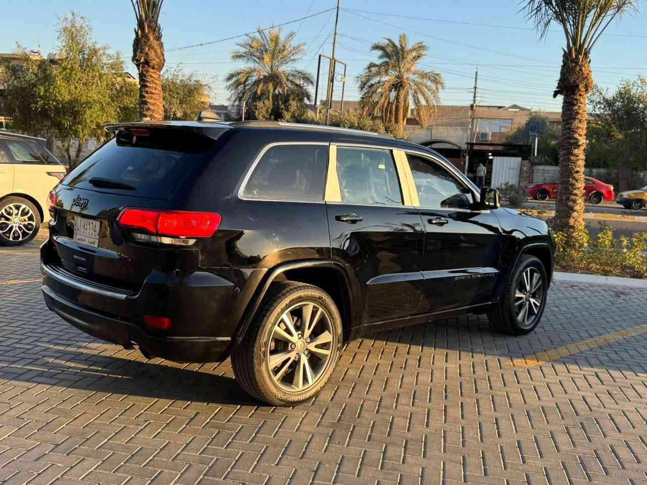 السلام عليكم من رخصت الادمن المحترم جيب لاريدو ٢٠١٦ رقم بصره مصبوغه عام رايده ب١٤٨ للاستفسار ***********مكانه بغداد
