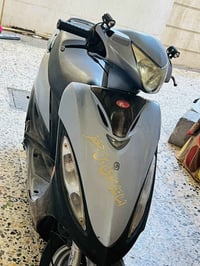 جي 4 • حاويه • زنون