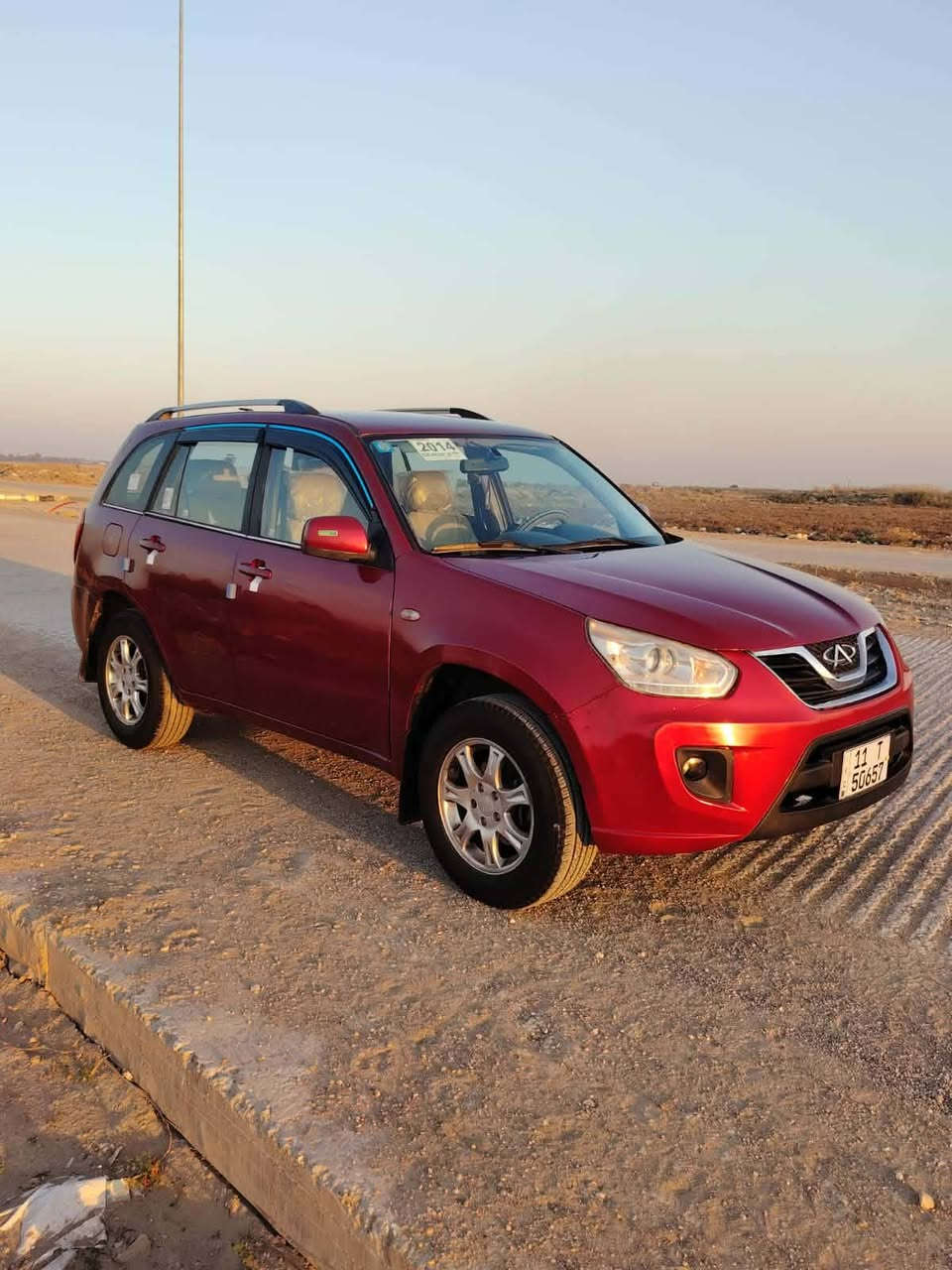 السلام عليكم سياره تيكو للبيع 2014 سنويه 2028 مكينه 2000 كير مكانيكي سياره مكفوله من ضربه بيه رشات صبغ مكينه وكير مكفولات  سياره جاهزه خير من الله رقم بغداد انكليزي العنوان واسط رقم الهاتف ***********
