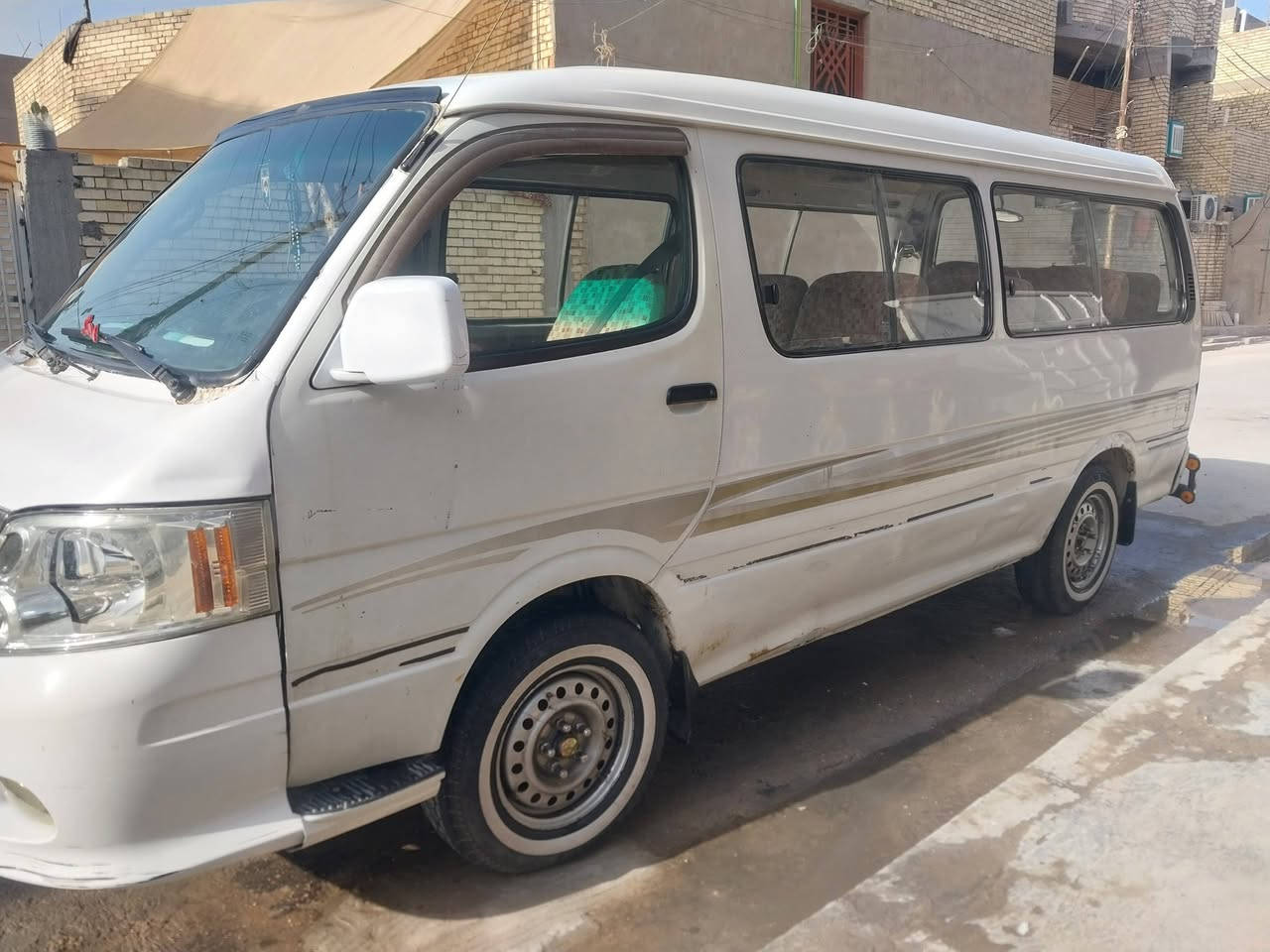 سلام عليكم فتون موديل ٩سياره جاهزة مكينه كير اكسن كاردن تخم تاير كله جديد سياره خير من الله كهرباء كله ابلادي رقمها كربلاء رقم انكليزي رقم الشاصي شعار ومثكور بل سنوي سياره مصفره من كلشي بغداد مدينة الصدر رقم *********** ما متواجد عل فيس اشراي يتصل واني خادم
