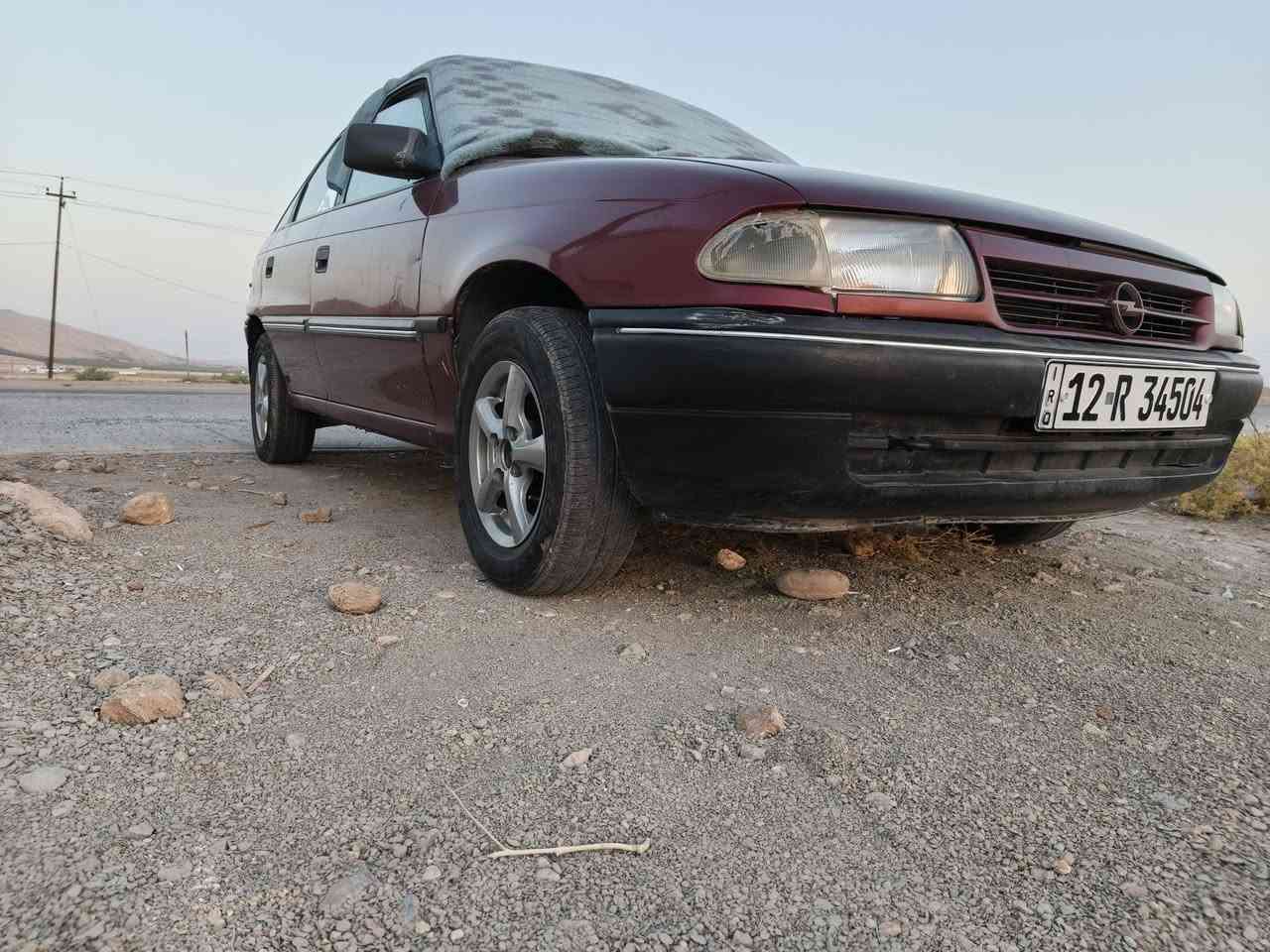 ‏استرا موديل 1992
‏بدون صبغ رقم الماني
‏
‏***********
‏***********
