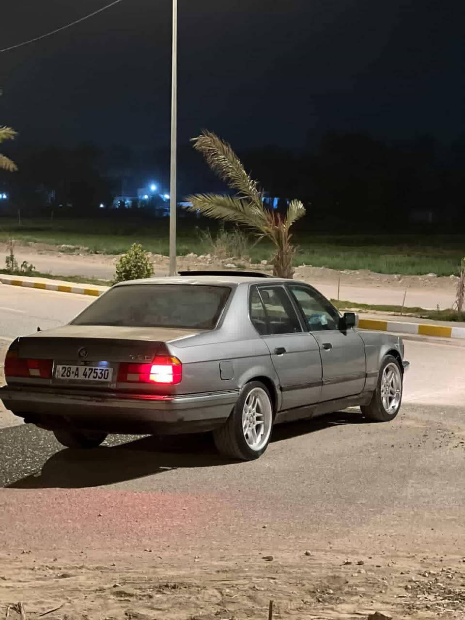 السلام عليكم ورحمة الله وبركاته
بي ام دبليو BMW موديل 91كير عادي

 730 رقم نجف  دولي  سنويه تنتهي سنة 2027
حداديه نص عمر يرادله ترتيب
 محرك وگير خير من الله
باتري جديد
ويل  Mحجم 18
الشراي يتصل
*********** 
مكان السياره بابل النيل 
سعر. 35 وبيه مجال

