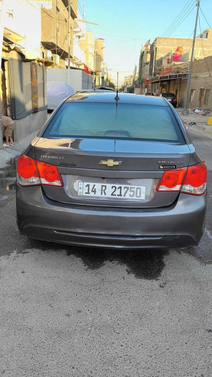 سياره شفرليت كروز 2013 خليجي 
رقم بصره مكينه وكير خير من الله مكينه 1800 
للتواصل *********** السعر 58 وبيها مجال

