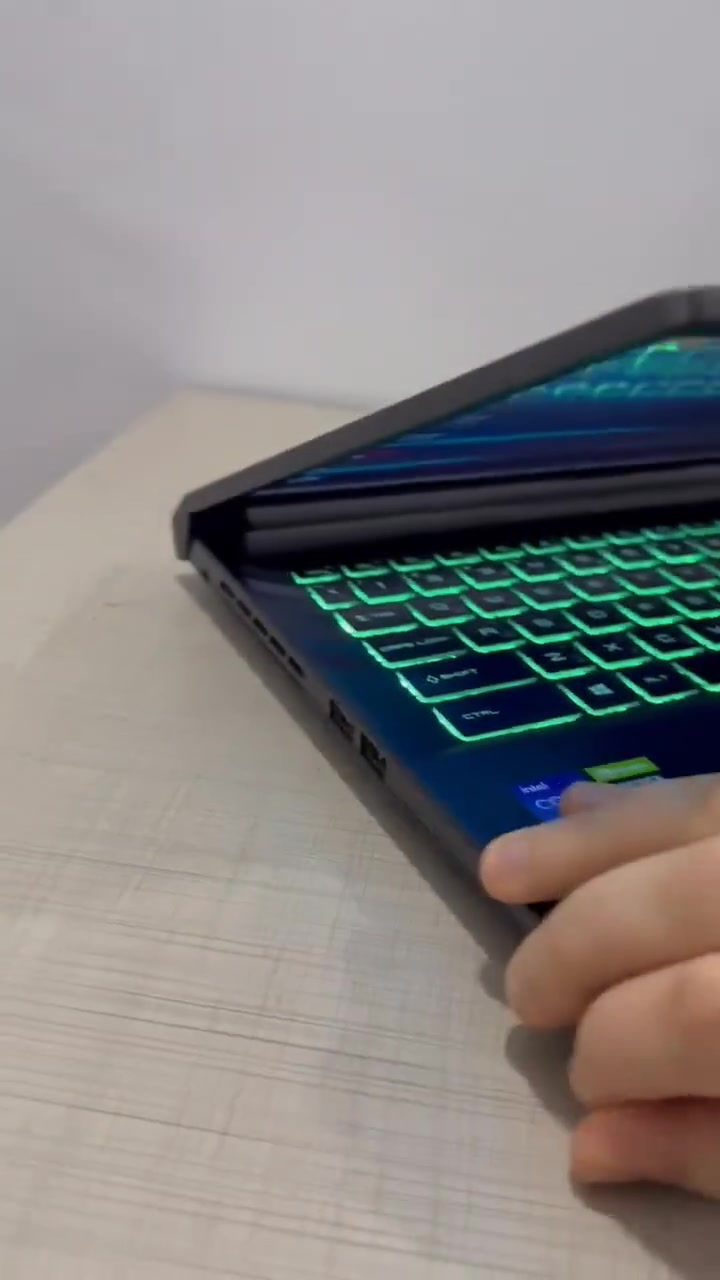 MSI PULSE GL66 مستعمل سعر مليون قفل + كرسي هدية
Cpu: Core i7 - 11800H (8core)

Gpu: RTX 3070 8G

Ram: 16 DDR4

Hard: 1.5Tera SSD

Display: 15.6 "FHD 144h


**إذا كنت صاحب هذا الإعلان وتريد حذفه لأي سبب، رجاءا أرسل رسالة إلى الدعم الفني**