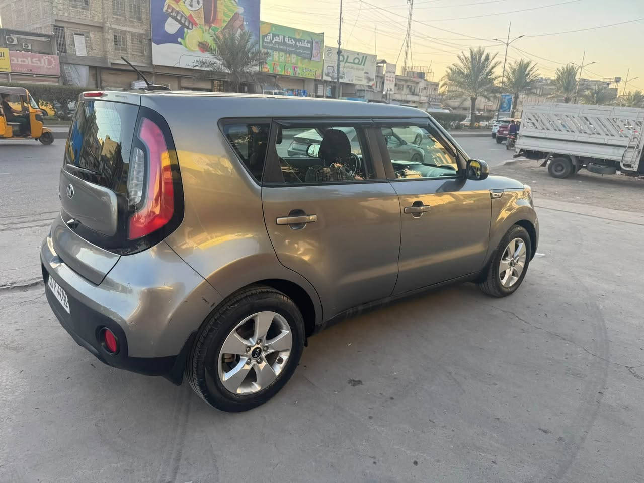 السلام عليكم
صول موديل 19 رقم بغداد دولي  باسمي شرط التحويل
حادثه خفيف ب امريكا بدون دواخل فقط الدعاميه الاماميه صبغ السياره كلها ليبل واحد 
ماشيه 54   / محرك 1600 
 مواصفات الصول المعروف شاشة كامرة خلفية تحكمات استيرن 
سياره كامله مابيها اي نقص تخم تاير صدر تبريد كل نقص مابيها
125 وبيها مجال 
***********
