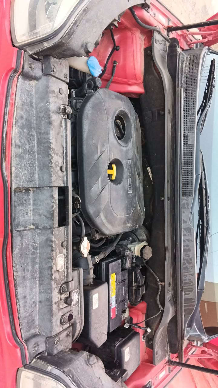 سلام عليكم صول 16 فول الفول واحد على واحد  محرك 2000  سياره جديده واحله من الصور  سياره لا شاصي ولا يرباك بل براويز فوك البيبان رصعات وصابغيهن   سياره جديده وحله من الصور سعر 128 ورقه  مكاني بل بياع شرطه الرابعه ***********
