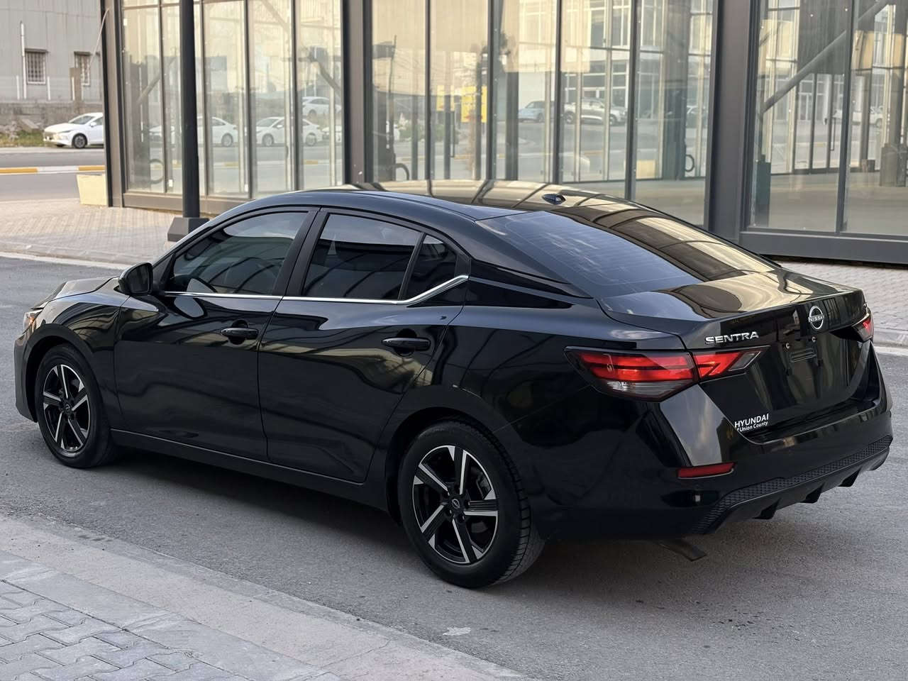 نيسان سنترا 2024  حادث خفيف 

رقم الشاصي : 3n1ab8cv8ry299666

بجم شادله كله مواصفات SR
مواصفات SV فقط 28,000 ماشيه

السياره فقط البنيد صبغ بدون دواخل 
شاصي و  لغد و راديترات مكفول 
كير و محرك و رادار وكهربائيات بشرط 
السياره ماشاءالله كلش جديده و نظيفه
بدون شخوط بدون بارد بدون رصعات 
كل السياره بشرط الفحص 
رقم كاتي ويا ٣ اشهر للترقيم مكان سليمانيه

سعر : 139 ورقه
واتساب : ***********
