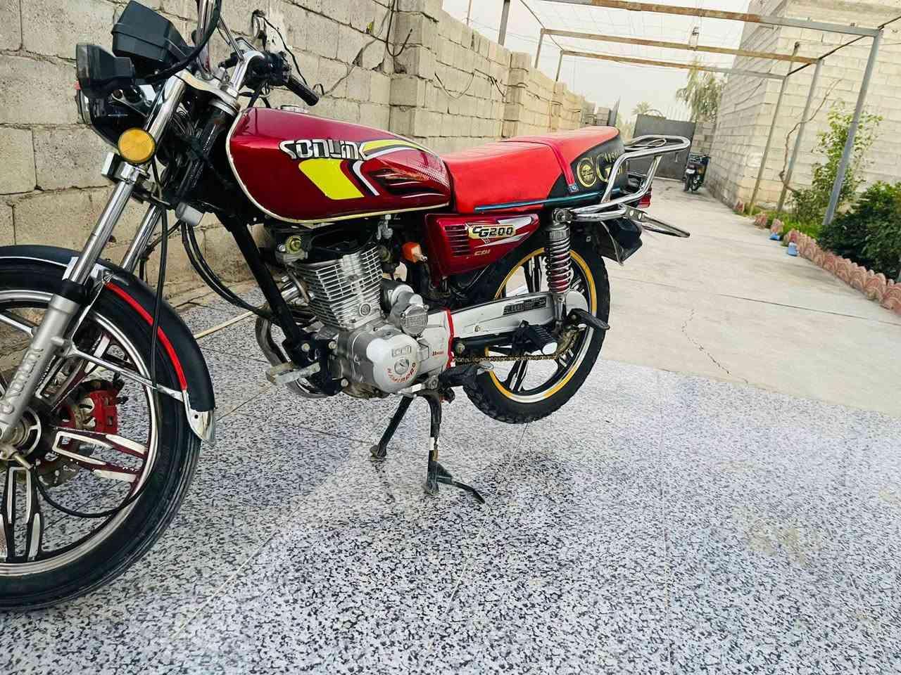 السلام عليكم دراجه سيفون للبيع موديل 2022 السعر 550 وبيها مجال الشراي ينتصر مكاني ديالى تقاطع الجوبه***********
