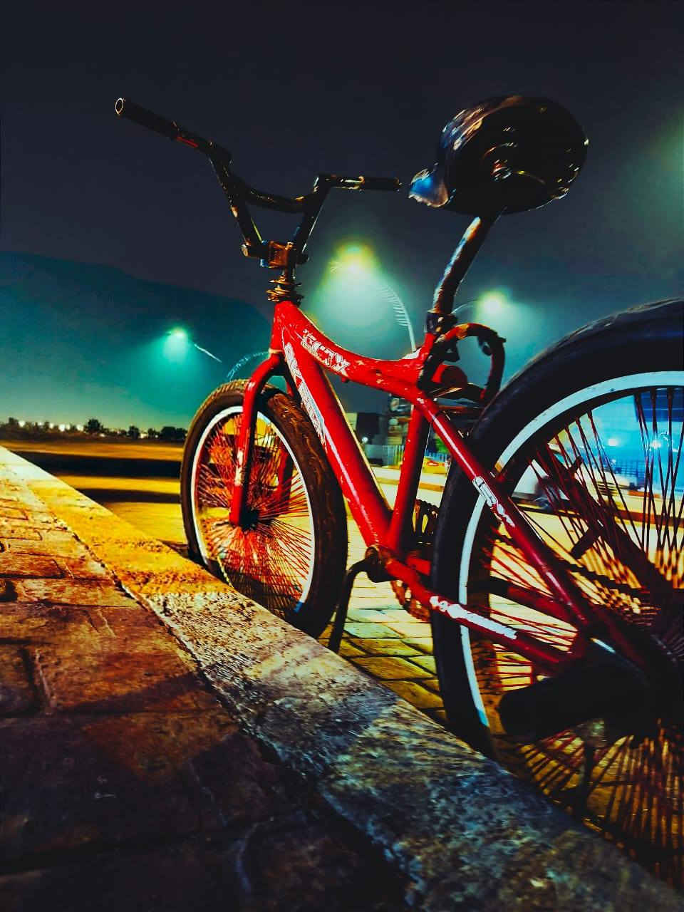 السلام عليكم BMX جبلي حجم 26
البايسكل كامل تاخذة ولا ربع تصرف علي بريكة بل مكينة زوج تايرات جدد البسكل اي ملعب بغراضة ماكو تاخذة وتطلع السعر 60

المكان جميلة


**إذا كنت صاحب هذا الإعلان وتريد حذفه لأي سبب، رجاءا أرسل رسالة إلى الدعم الفني**