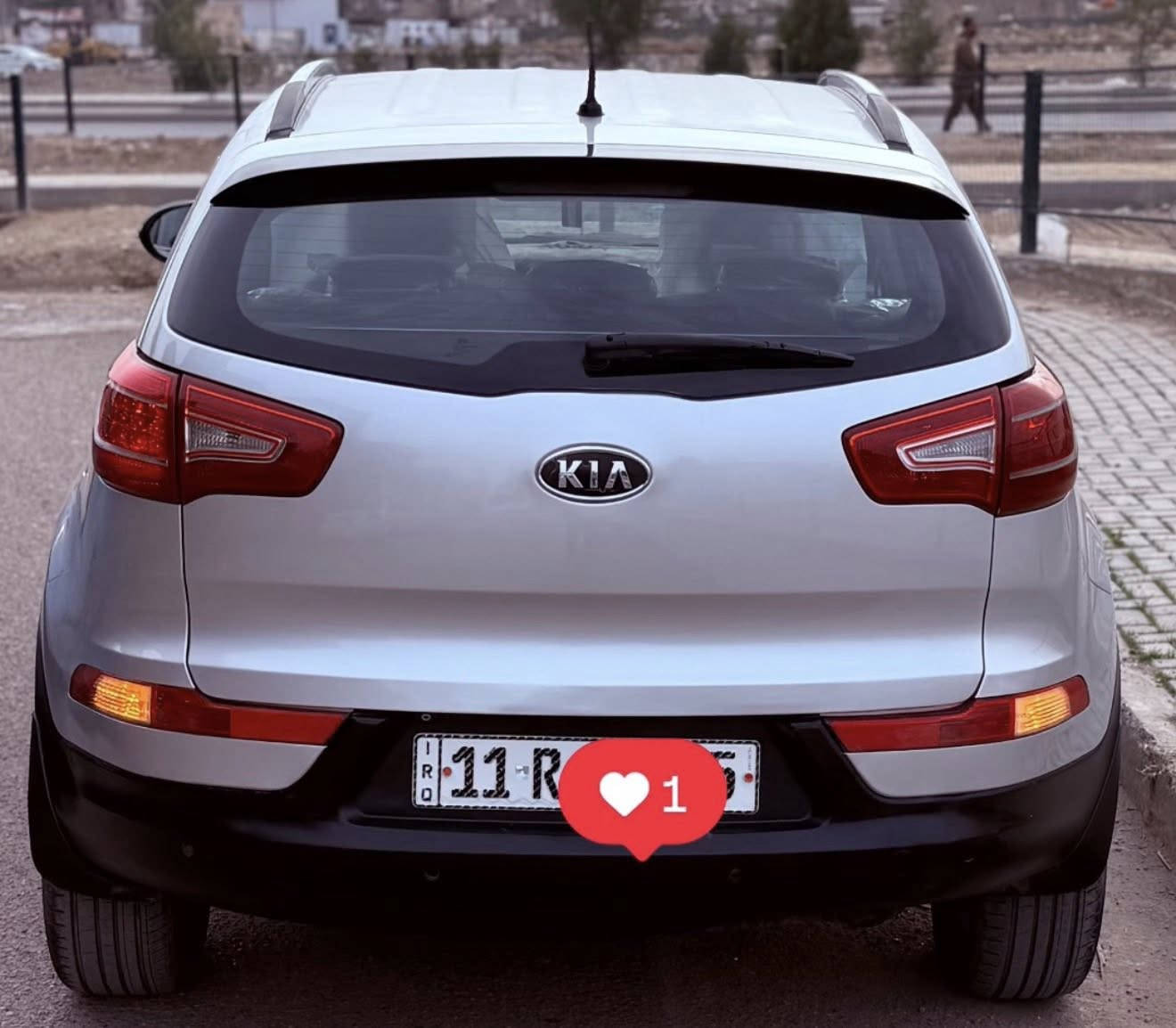 كيا سبورتج ٢٠١٤ خليجي محرك ٢٠٠٠ دوش ماشيه ١٤٠ الف حقيقي السياره نظيفه تخم تاير جديد وصدر السياره بيها صبغ فقط قبغ الجنطه
السعر ١٤٢
السنويه بسمي ارقام جديده 
حي الاعلام بغداد ‭
‭٠٧٧٣ ٥٤٢ ٢٩٧٧‬
