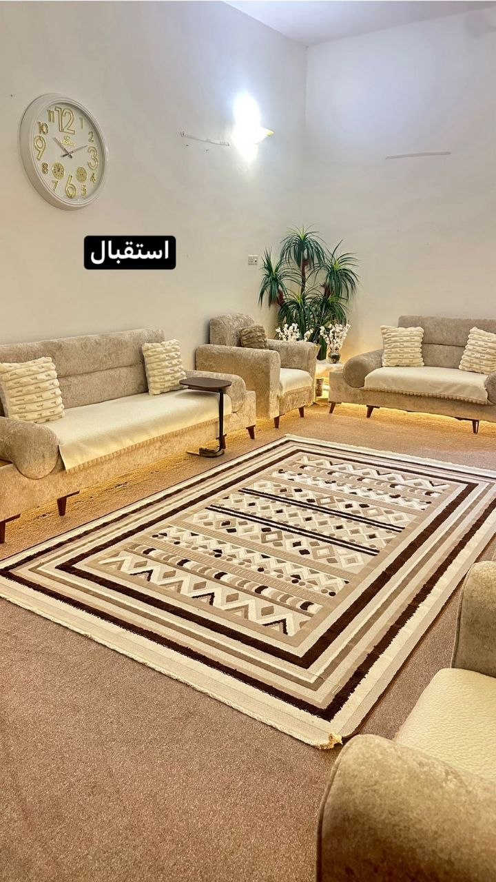 🏠بيت للبيع-في حي الرسول قرب شارع ياحسين 

📐المساحة 200متر / طابقين مسلح حديث
📍الطابق الأرضي
•2غرفة نظام سويت +صاله+استقبال+مطبخ+مجموعة صحيات
📍الطابق العلوي
•غرفة عدد 2+صاله+مجموعة صحيات 

📞للأستفسار يمكنكم الأتصال علئ الأرقام التالية
فراس *********** / المكتب ***********
للمزيد من العروض يمكنكم متابعتنا على الفيس بوك https://www.facebook.com/share/181oCiv5fj/
للعروض قطع التوزيع الجديد الحولي يمكنكم الدخول على الرابط https://chat.whatsapp.com/C3ZLlrqLokWBjJvLsVLeUP?mode=gi_t
