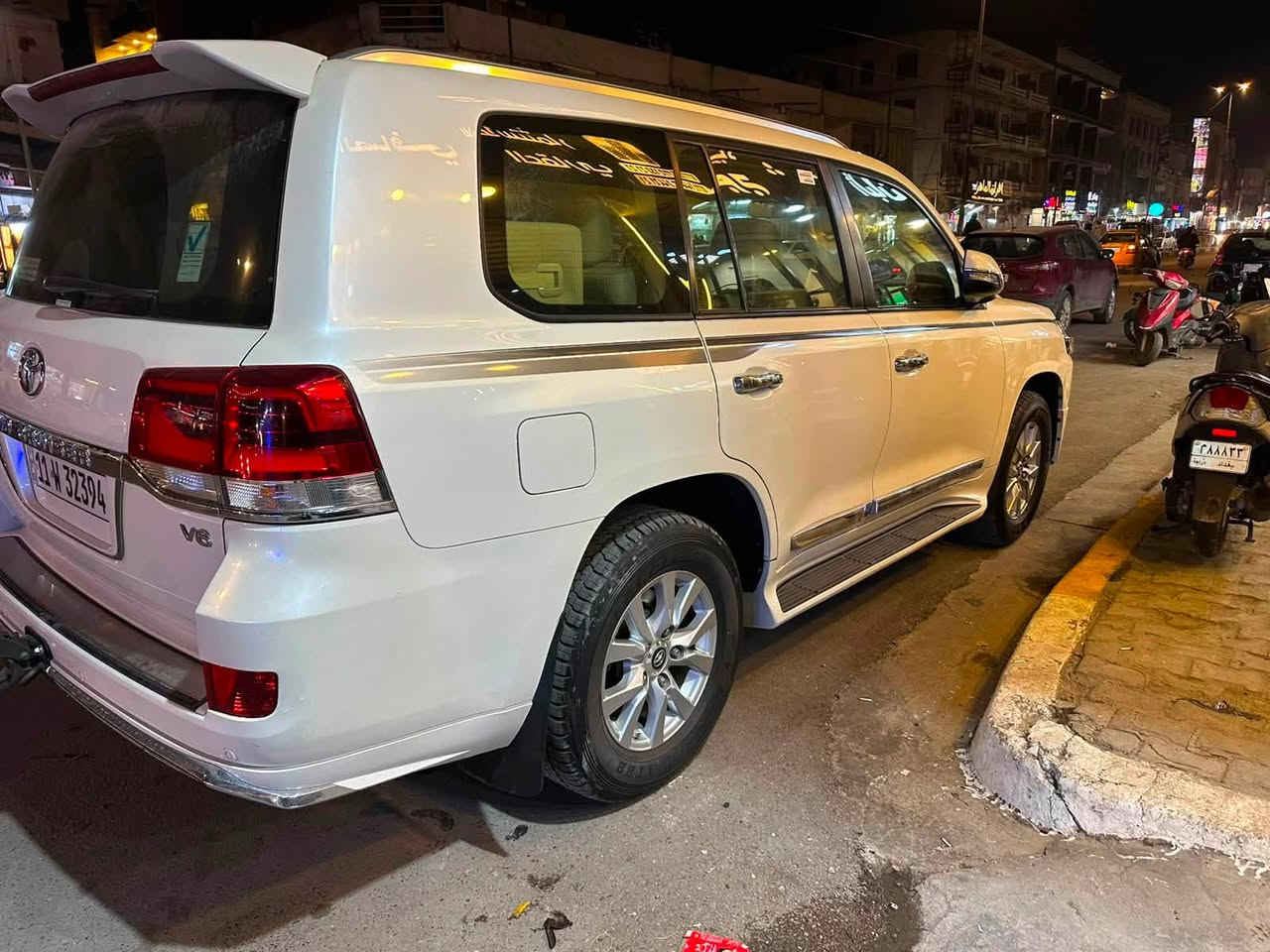 لاندكروز  2018  ساز  وايت  ايدشن ماشيه 69 الف  

فول 1/1   مكفوله من صبغ البارد 

مكان سياره  بغداد  الاعظميه   

للاستفسار 
***********
