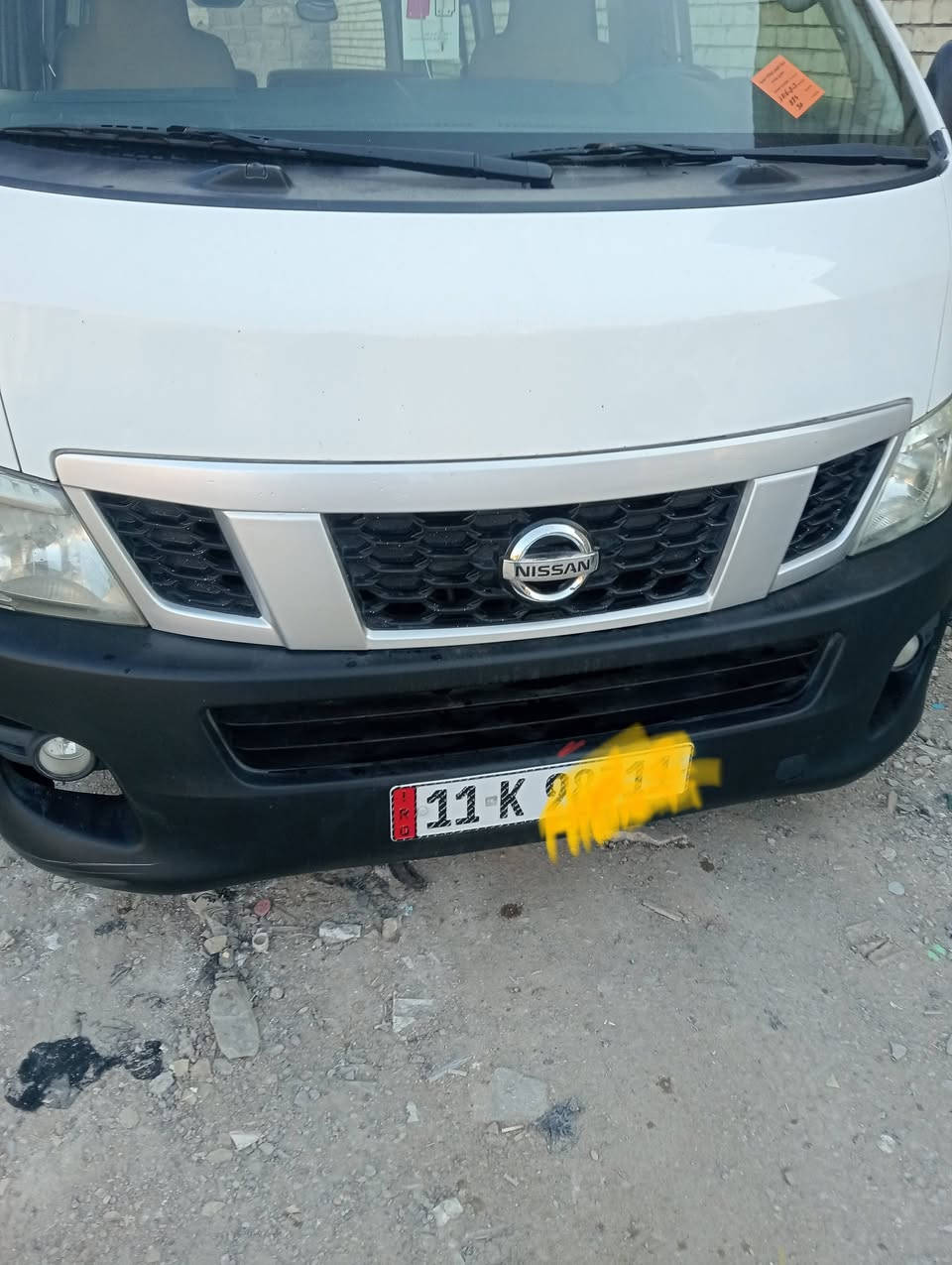 سلام عليكم نيسان عاليه للبيع بيهه صبغ باب سايق وشويه باب سلايت ***********
