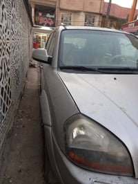 توسان مديل امريكي ٢٠٠٨ حادث جاملغ فقط امامي ايمن فقط حجم محرك ٢٧٠٠ سته...