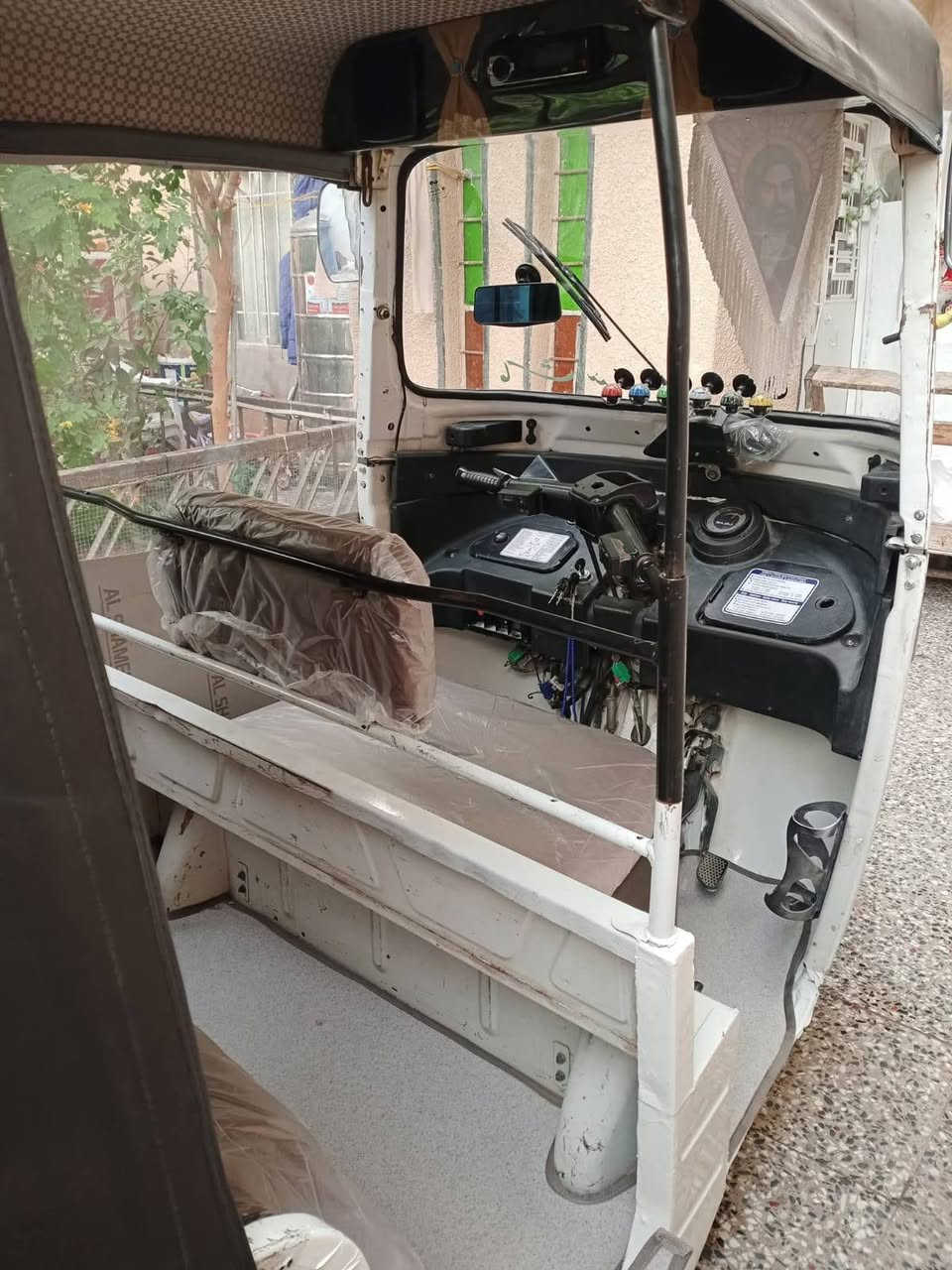 سلام عليكم
تكتك 20 شهر العاشر 

تكتك خير من الله مابيها نقص 

محرك مجفت

مال جناي 

رقم بغداد انكليزي  هزه جديده 2026  اكفلك  تحويل

سعرها 7250وبيها مجال حك جيه  

مكاني مدينت الصدر 
***********
