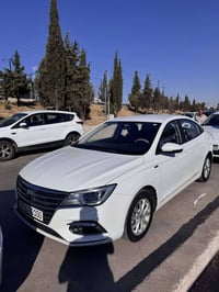 MG 5ستاندار 2024 بێ بۆیاخ و بێ تەعدیل و سارد یەک چاڵی بچوکی هەیە شاشە ...