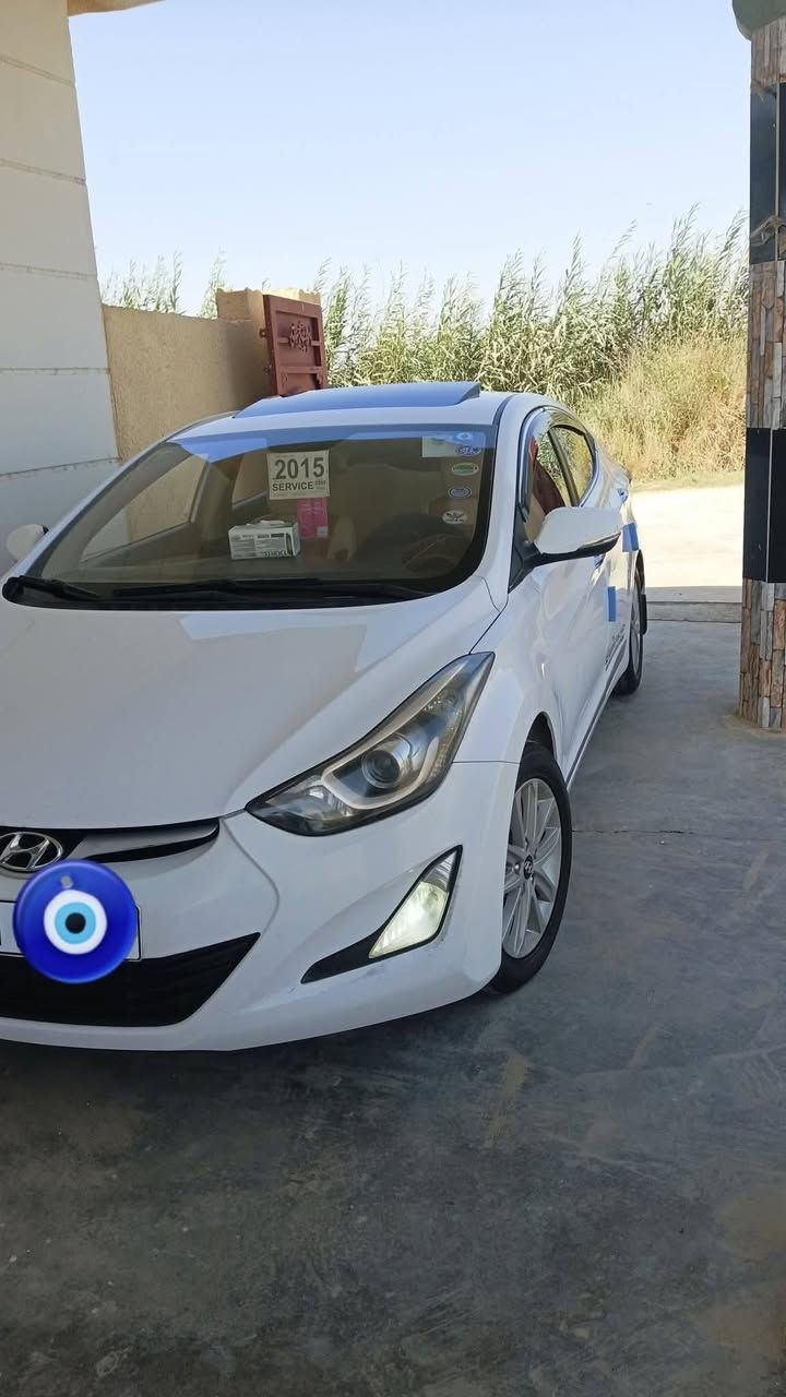 السلام عليكم النترى 15خليجي محرك 1800سونار مرفق قطعتين رش بدون دواخل اثر طخه ع كد شبر شبرين وراشين جاملغ  عندي صور قبل صبغ 
مواصفات 
لد امامي 
لد خلفي
فتحه
تحكمات ستيرن
لايت زنون شادلها 
شاشه ايباد بيهه

سعر 123بيها مجال بسيط 
***********اتصال ممتواجد خاص 
مكان بغداد المحموديه 
ملاحضا ترهم مراوس
