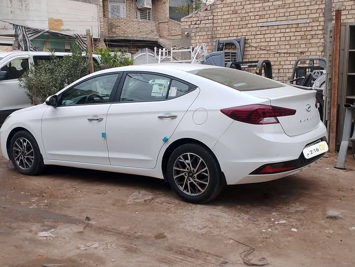 السلام عليكم النترا خليجي مديل 2019 كفاله عامه ماشيه قليل مكينه 2000دوش فول مواصفات فتحه بصمه اربع دسك ABS شاشه تحكم ستيرن وبعد بيه هواي مواصفات
مكاني بغداد
***********
