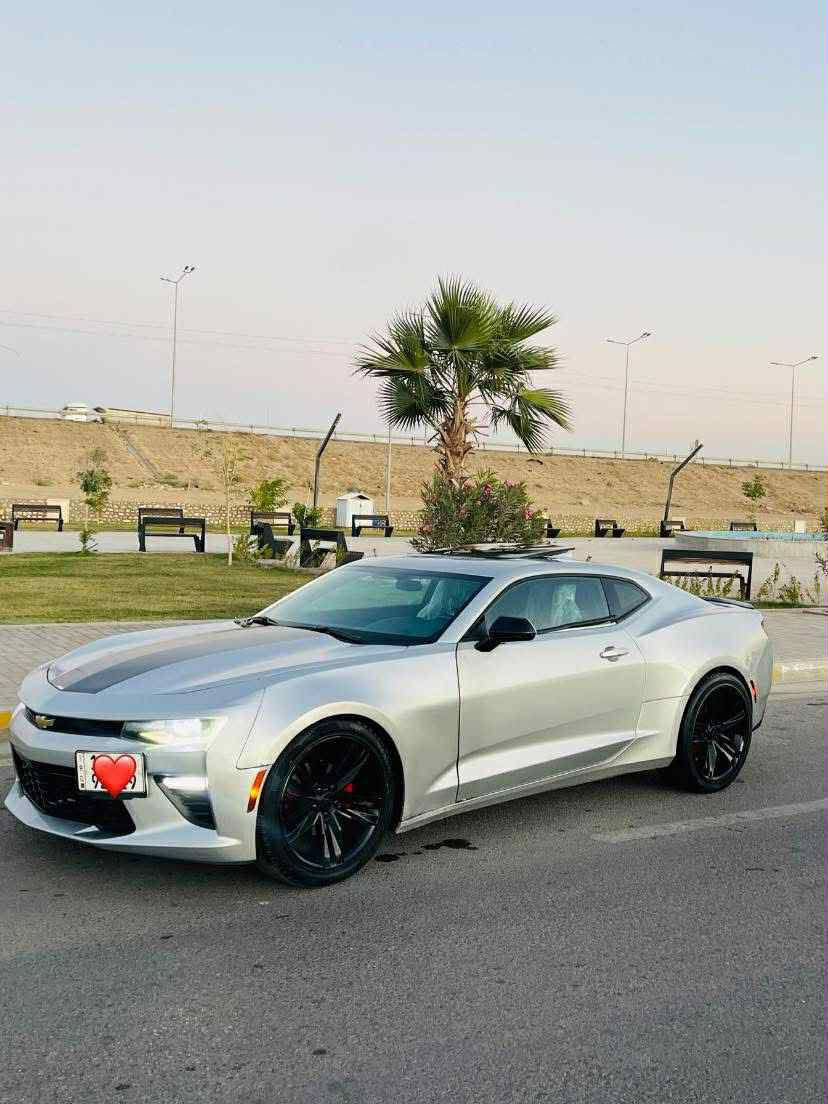 كمارو  موديل 2018   للبيع او مراوس بسياره اربع بوب حسب القناعه لون سلفر فول مواصفات 1/1 سته سلندر رقم بغداد بأسمي شخصيآ حادثها جاملغ وبنيد من امريكا بدون دواخل بدون شاصي فقط براكيتات وبيها هنا ٣ قطع بخ يعني خمس قطع الباقي كفاله كير محرك خير من الله جاهزه السياره .
السعر ب135 وبيها مجال 
العنوان / الرمادي
اتصل بالرقم مباشرتا لأن اني مكلف بالنشر فقط ارجوك 
رقمي ***********
