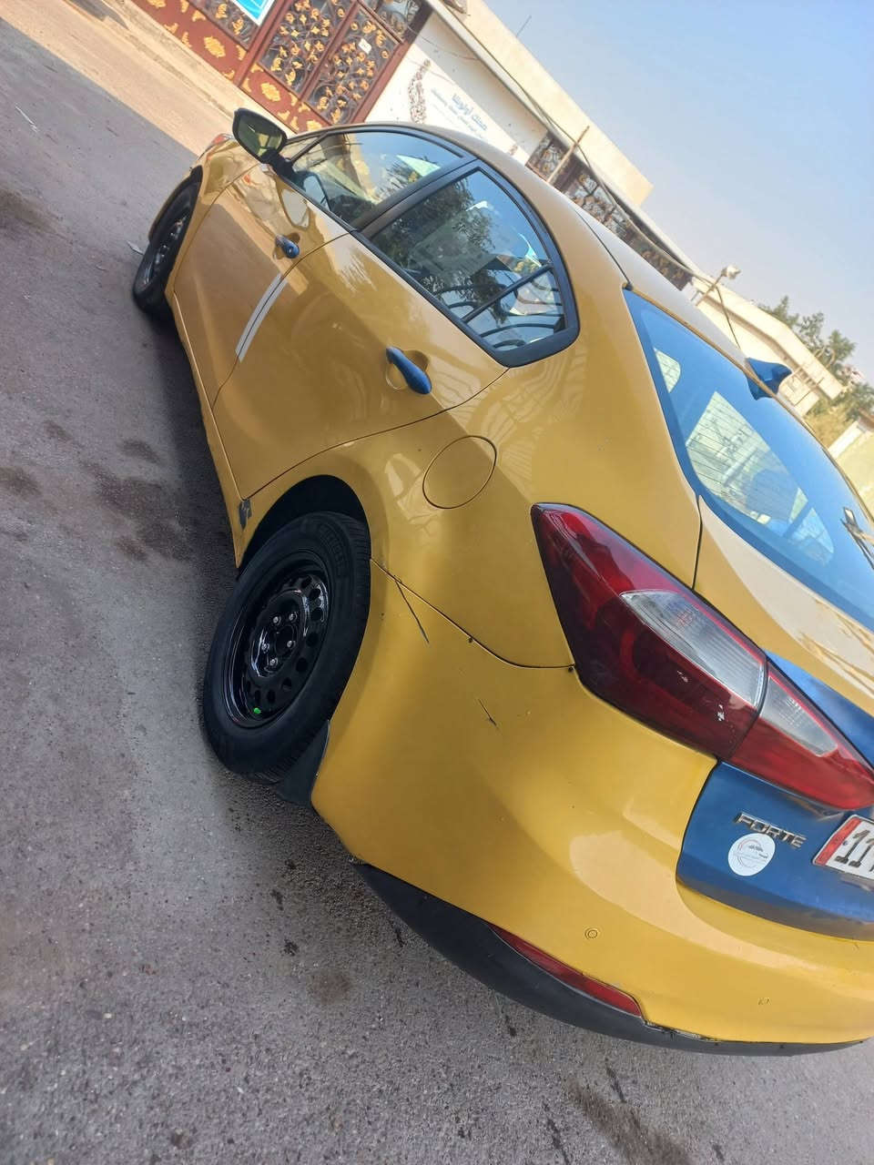 للبيع فورتي 2014
حادثها قبق جنطه وشويه من الحوض بجم كبس

مكينه 1800 دوش جديد ما مفتوحه استندر

صبغه الاولى بدون معجون

حداديه نضيفه تبريد شغال 

رقم بغداد انكليزي تحويل

100 وبي مجال 

 مباشر لاستفسار 

***********
