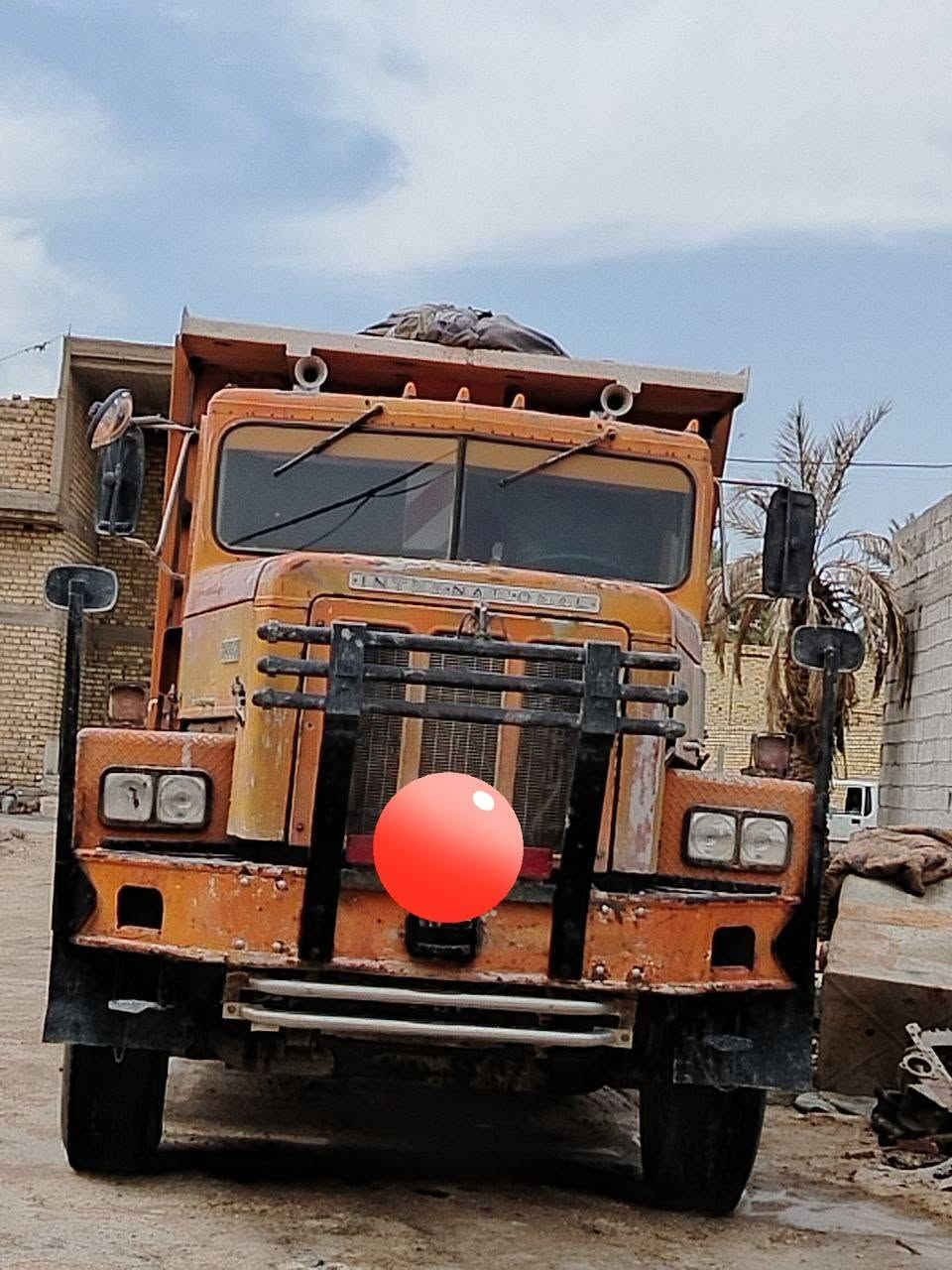 السلام عليكم
سياره لبيع جاهزه ل عمل  الاستفسار ***********
