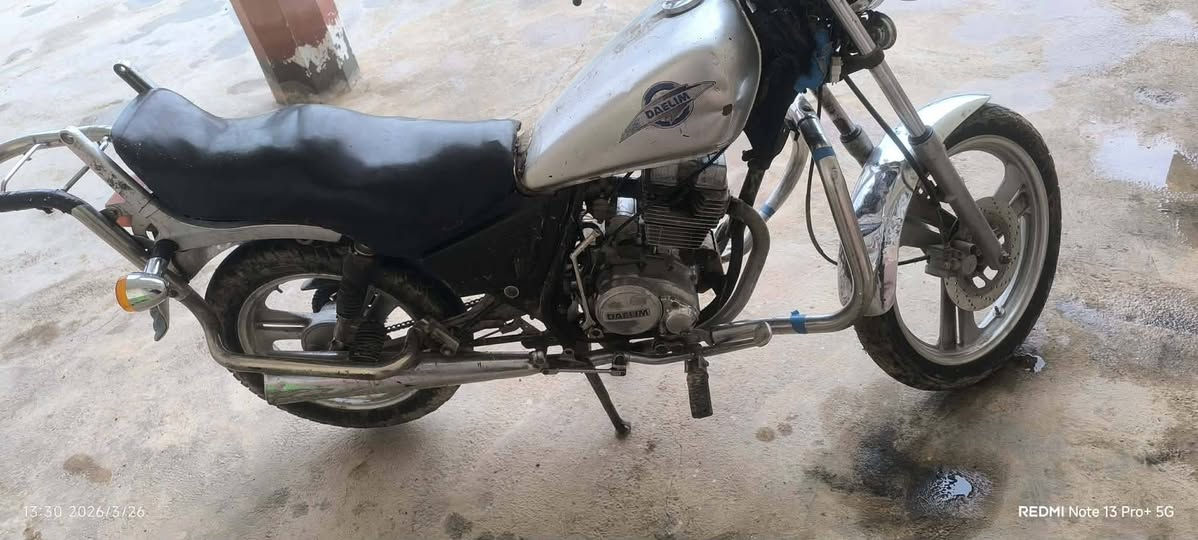 السلام عليكم ماطور ديلم ابتر محرك لاتنقيص ولاتبخير كهربائيّة كل شغاله سعره 300 وبيه  مجال للستفسار ***********
