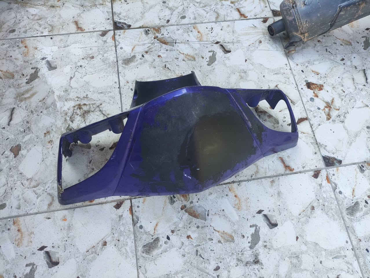 سلام عليكم من رخصة الادمن
صالنصه سكنس ب 15 
كصه سكنس بدون اي كسر ليط كاملات عليهن تغليف اسود ما شايله ب 10 
هاوزن سكنس ب 5 
شوته سكنس عوزها براغي فقط ب 10 
كور ماكس كفاله ب 10 
روله سكنس عوزها بولبرنان فقط ب 5 
عقل ماكس شرط الفحص ب 10 
عندي بعد ولفات ماكس ممصورهن مختمات جدد ما مستخدمات ب 5 
عنواني كوت حي الحكيم 
توصيل موجود 
رقم ***********
