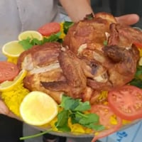 📢 لا تحتار بعد اليوم! سمك طازج يومياً 🐟 دجاج مختار بعناية 🍗الجودة عنوا...