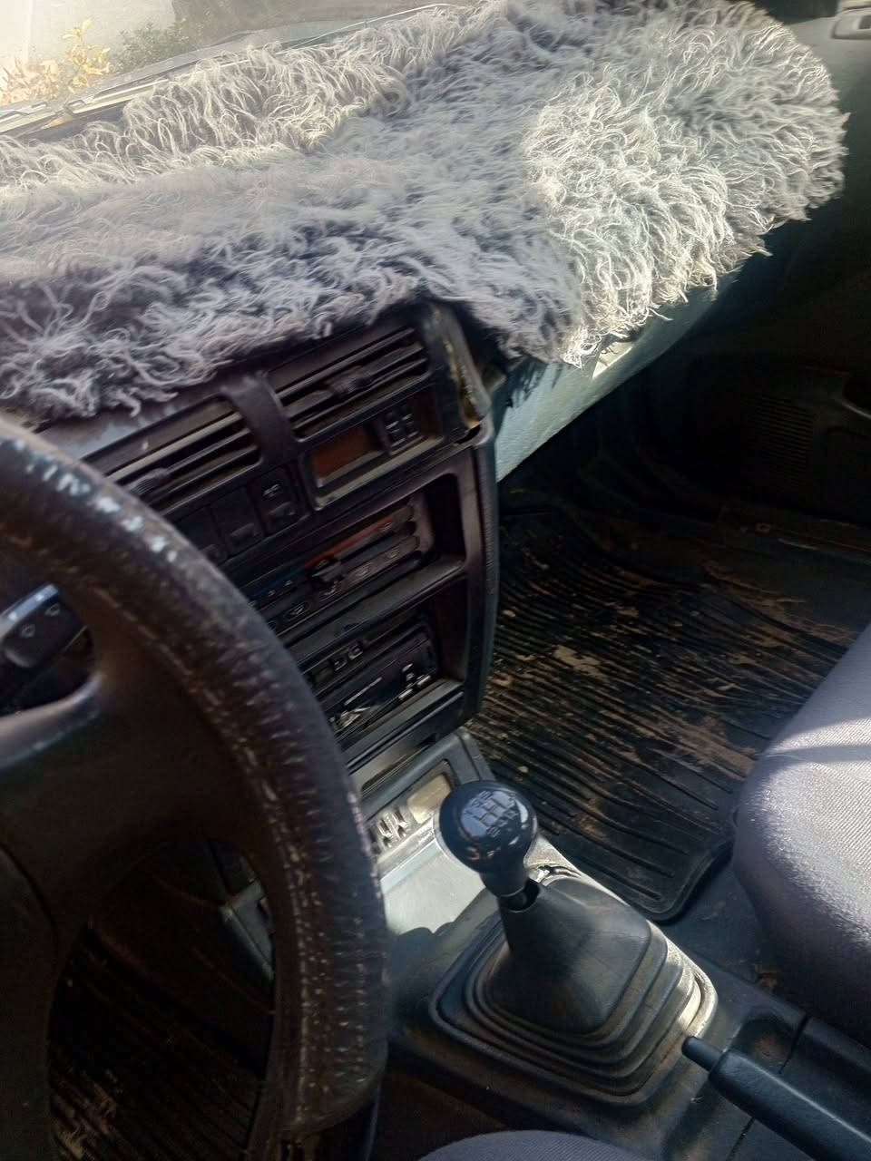 السلام عليكم سيارة سيفيه موديل 94مصبوغه عام سيارة حلوى تخم تاير كير ومحرك شرط رقم كربلاء الماني شرط تحويل ثاني يوم مكان السيارة بابل جبلة رقم *********** اتصل سعرها 30وبيه مجال قليل
