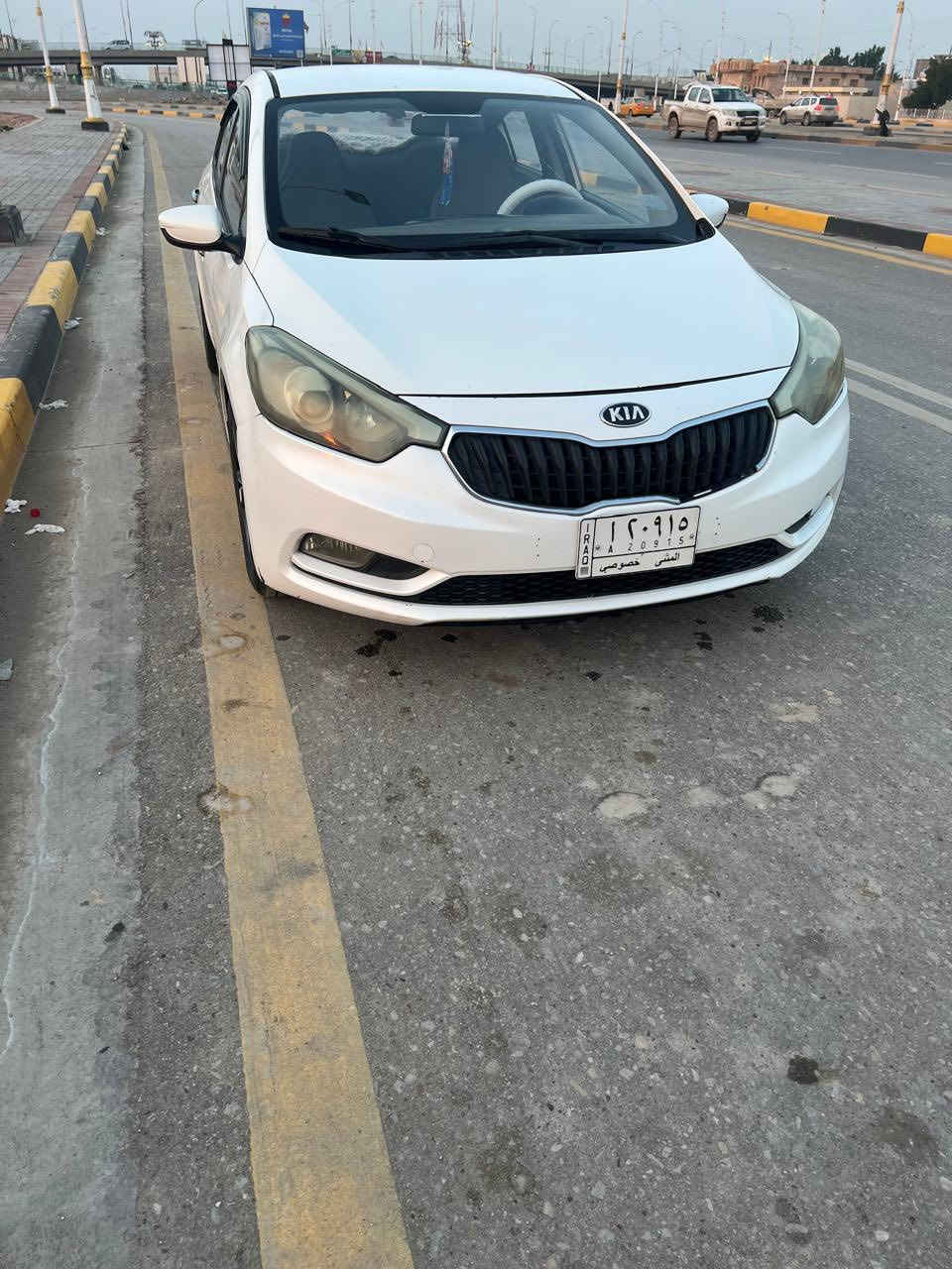 سلام عليكم سياره سياره سيراتو2015 خليجي جديده كلش جاهزه من كلشي مكينه او كير او حداديه جاهزه 
مكفوله بيهه رشات صبغ فقط مكفوله من ضربه وتبديل رقم مثنى مداور ثاني يوم سعرر 112وبيهه مجال الاستفسار:***********
