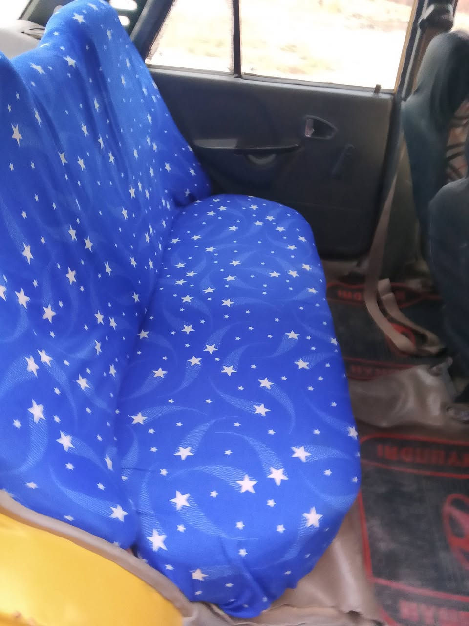 سلا عليكم شباب سياره للبيع موديل 12 سيار خير من الله مصفره هيه غرامت سعر بلش ***********
