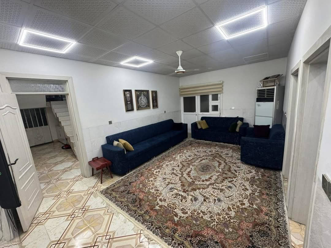 ━━━━━━━━━━━━━━━
🏡 دار مرمم للبيع — مساحة ( 300م )
📏 الواجهة ( 12م )
━━━━━━━━━━━━━━━

📍 #موقع_العقار :
كركوك — قادسية الثانية — مقابل حلويات الشام — على شارع 15 متر — واجهة قبلة 🌟

━━━━━━━━━━━━━━━
🔹 تفاصيل الدار :

▪️ طابق واحد
▪️ غرفتا نوم
▪️ مطبخ حار وبارد
▪️ صحيات
▪️ استقبال
▪️ كراج 🚘
▪️ حديقة 🌴
▪️ بيتونة

✨ الدار مرممة وجاهزة للسكن
✨ موقع مميز وقريب من الخدمات

━━━━━━━━━━━━━━━
📑 الطابو : ملك صرف — باسم شخص واحد

━━━━━━━━━━━━━━━
📞 للاستفسار والمعلومات :
***********
.

🏢 مكتب الماسة للعقارات وبناء الدور والمباني السكنية
📍 كركوك — طريق بغداد — قرب حلويات أبو شيماء

━━━━━━━━━━━━━━━
#كركوك
#قادسية_الثانية
#دار_للبيع
#عقار
#عقارات_كركوك
#بيوت_للبيع
#مكتب_الماسة
#شراء_بيع
#استثمار
#دور_سكنية
#بيت_للبيع
#كركوك_العراق
