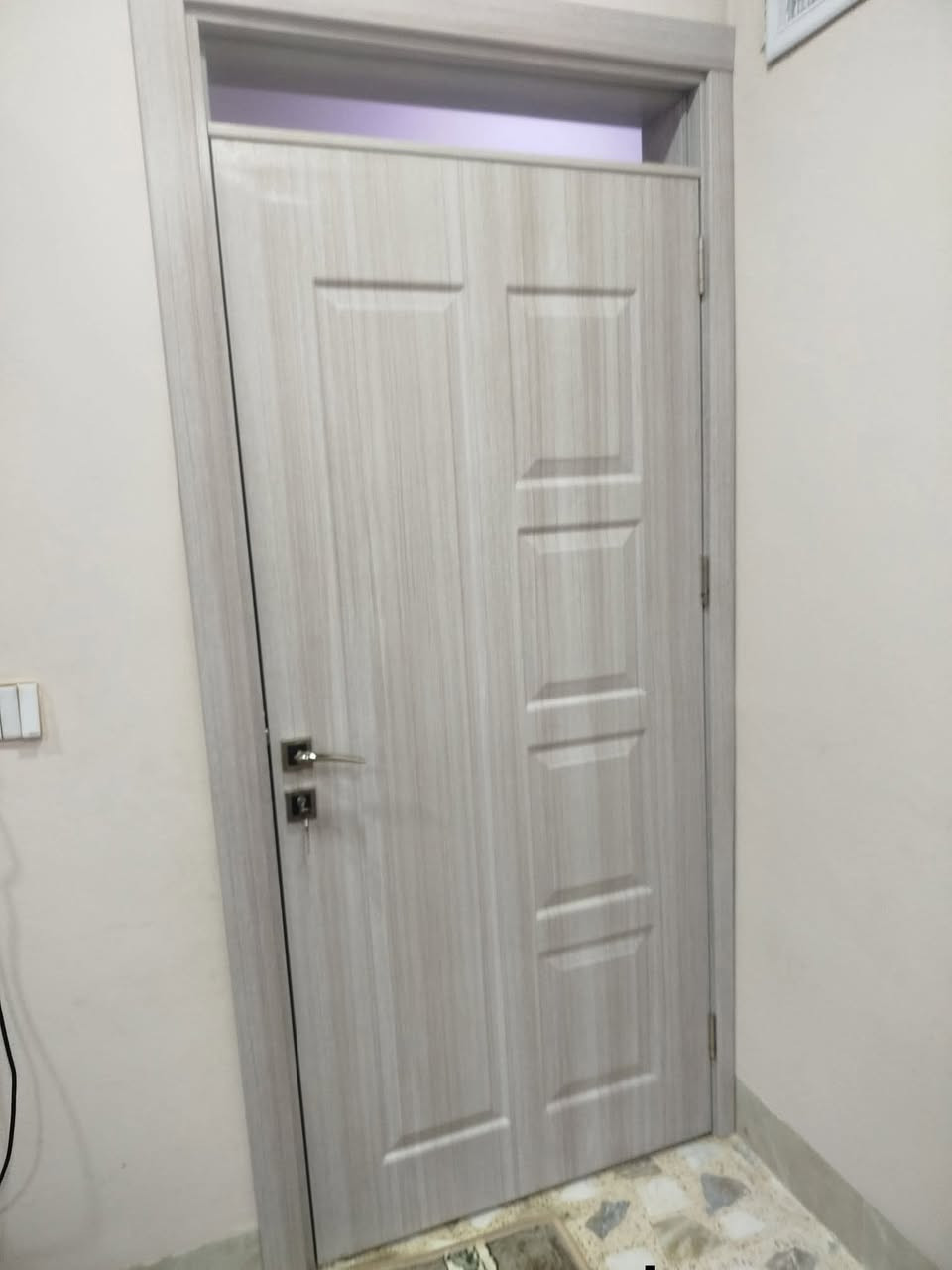 150الف مع الشد للقياس الاستندر  وتوصيل مجاني داخل الموصل 
175الف مع الشد والنقل القياس العالي 
  فوم وليس خليه 
كيلون كيدور تركي 
نرماده تركي 

الأزهار الالمنيوم والبلاستيك 
الايسر مجمع التعليم مقابل معمل الغاز بجانب كوافير ابو الزوز 
***********...***********
