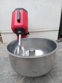 للبيع عجانه 10 كيلو مكاني بغداد جكوك  قريب على الكاظمية السعر 170  077...